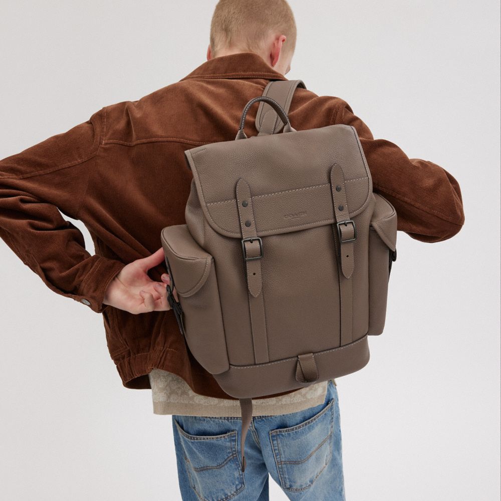 Dark Grey Men Coach Hitch Polished Pebble Leather Backpacks | MY_CH16422