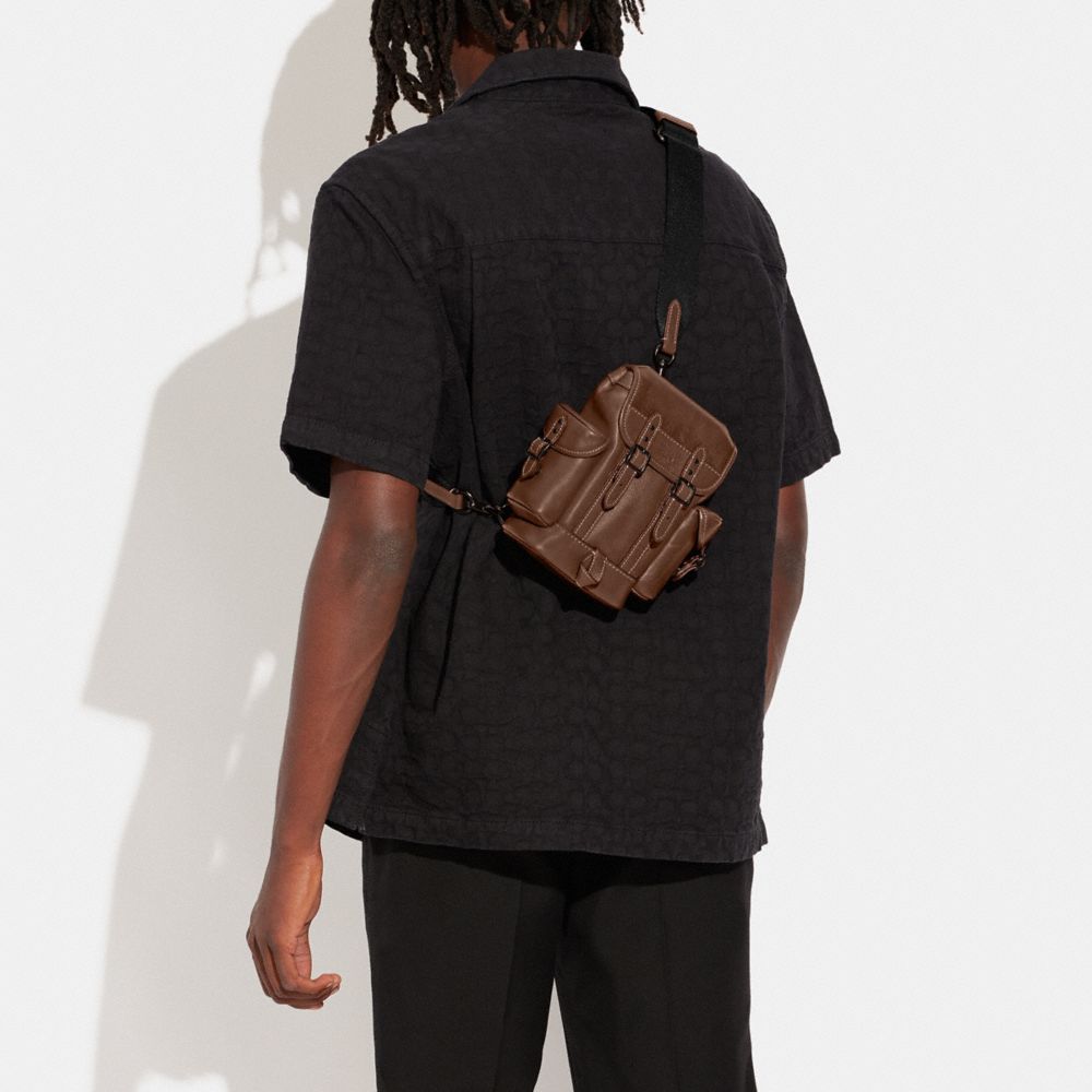 Dark Men Coach Hitch 13 Leather Backpacks | MY_CH51675