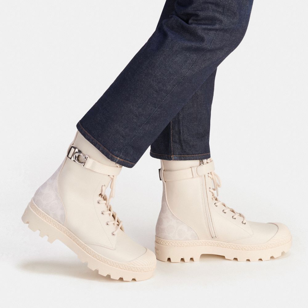 White Men Coach Tucker With Signature Canvas Chalk Boots | MY_CH86200